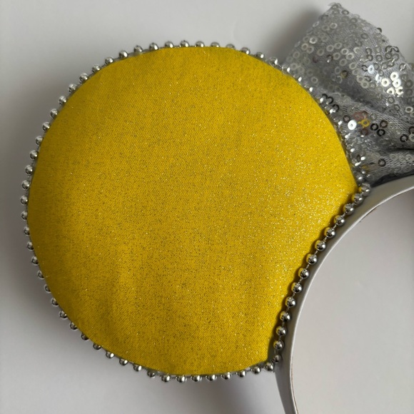 Winnie the Pooh Handmade Ears Headband With Sequin Bow - Picture 5 of 13